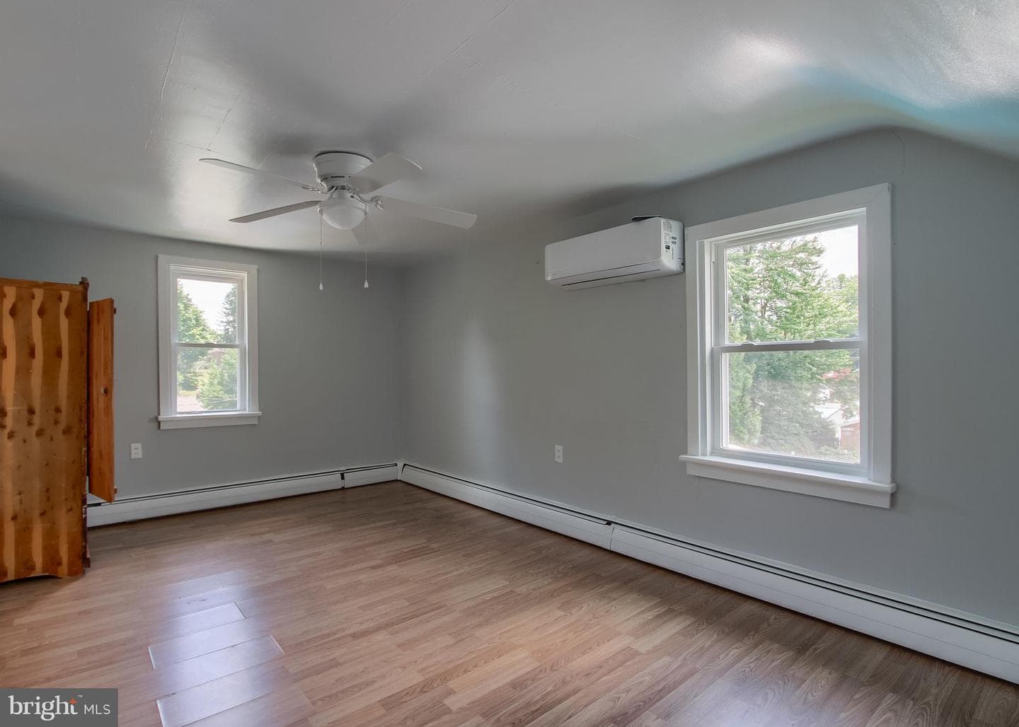 2029 Clarendon St photo 17