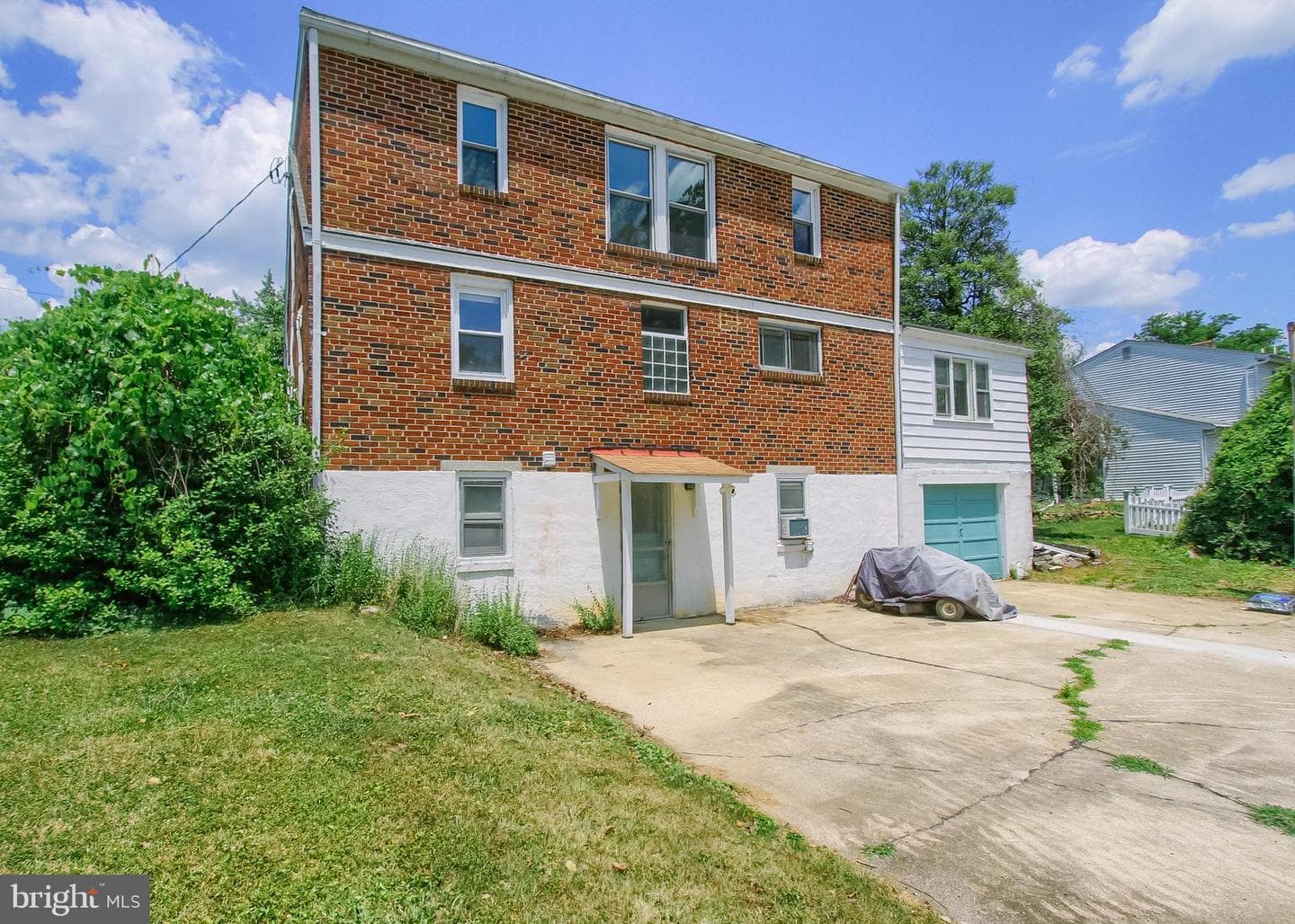 2029 Clarendon St photo 6