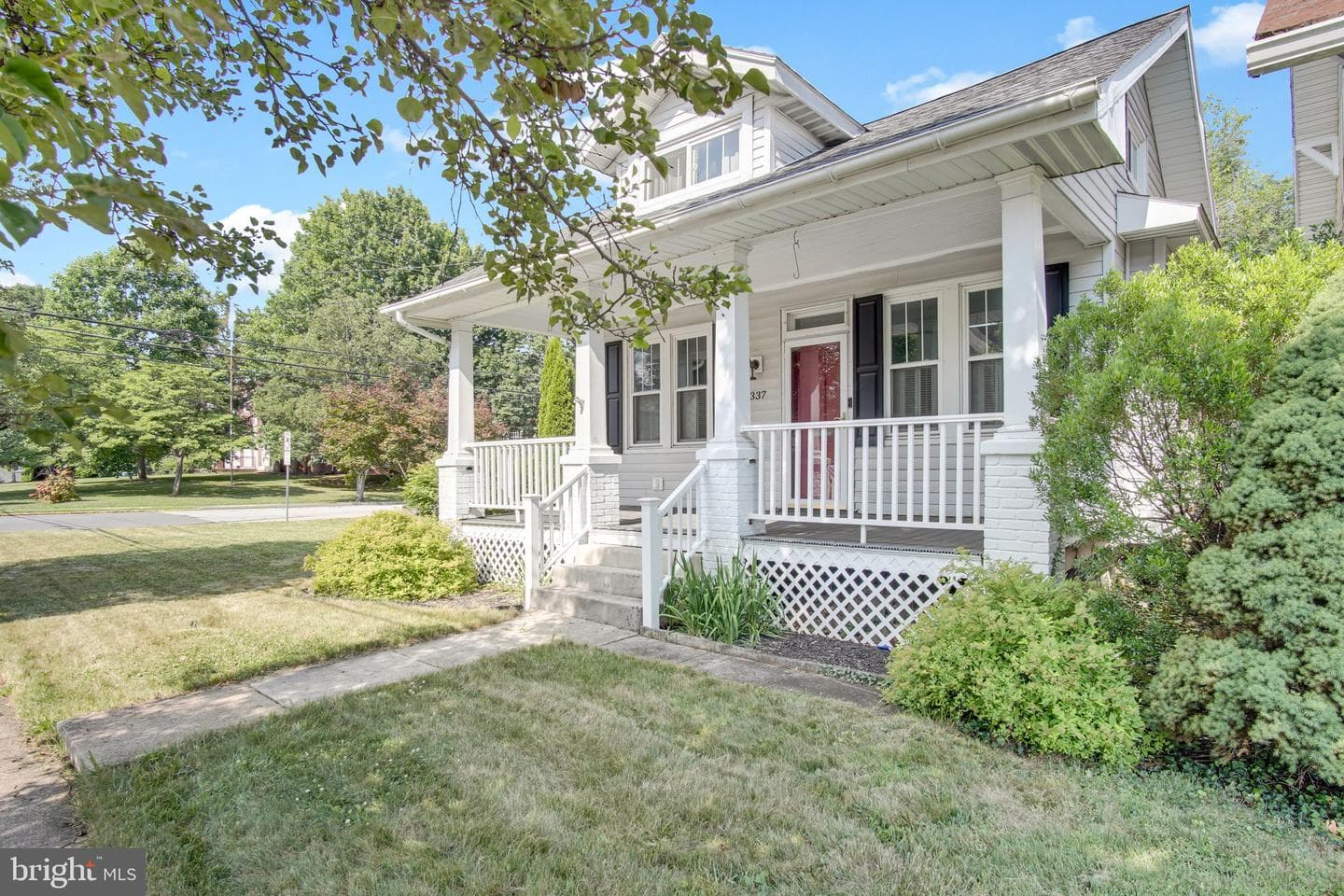 337 Franklin Street photo 3
