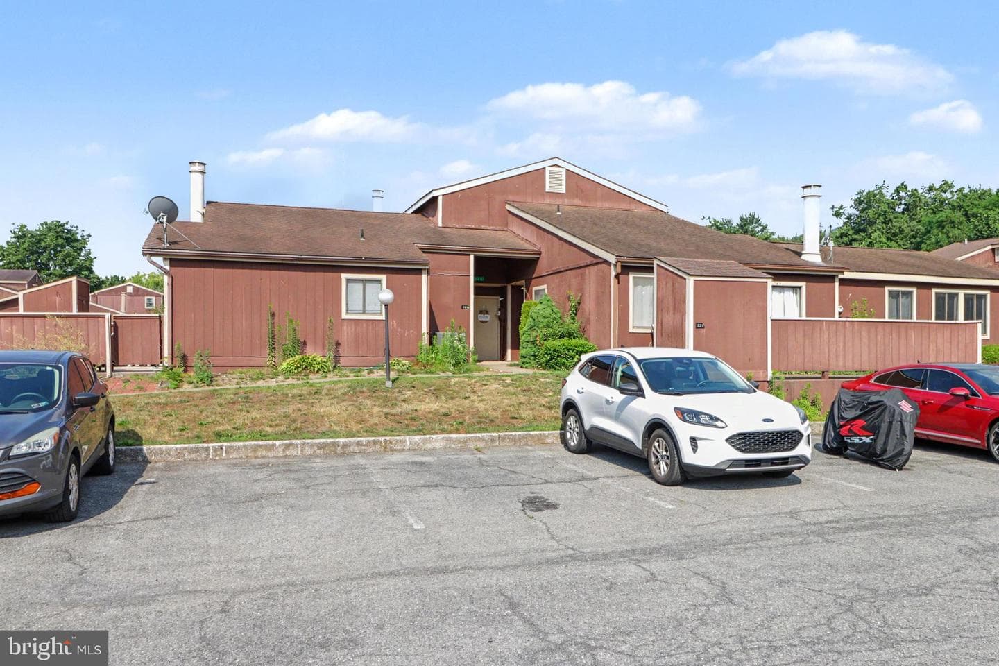 223 Lee Ct, Enola