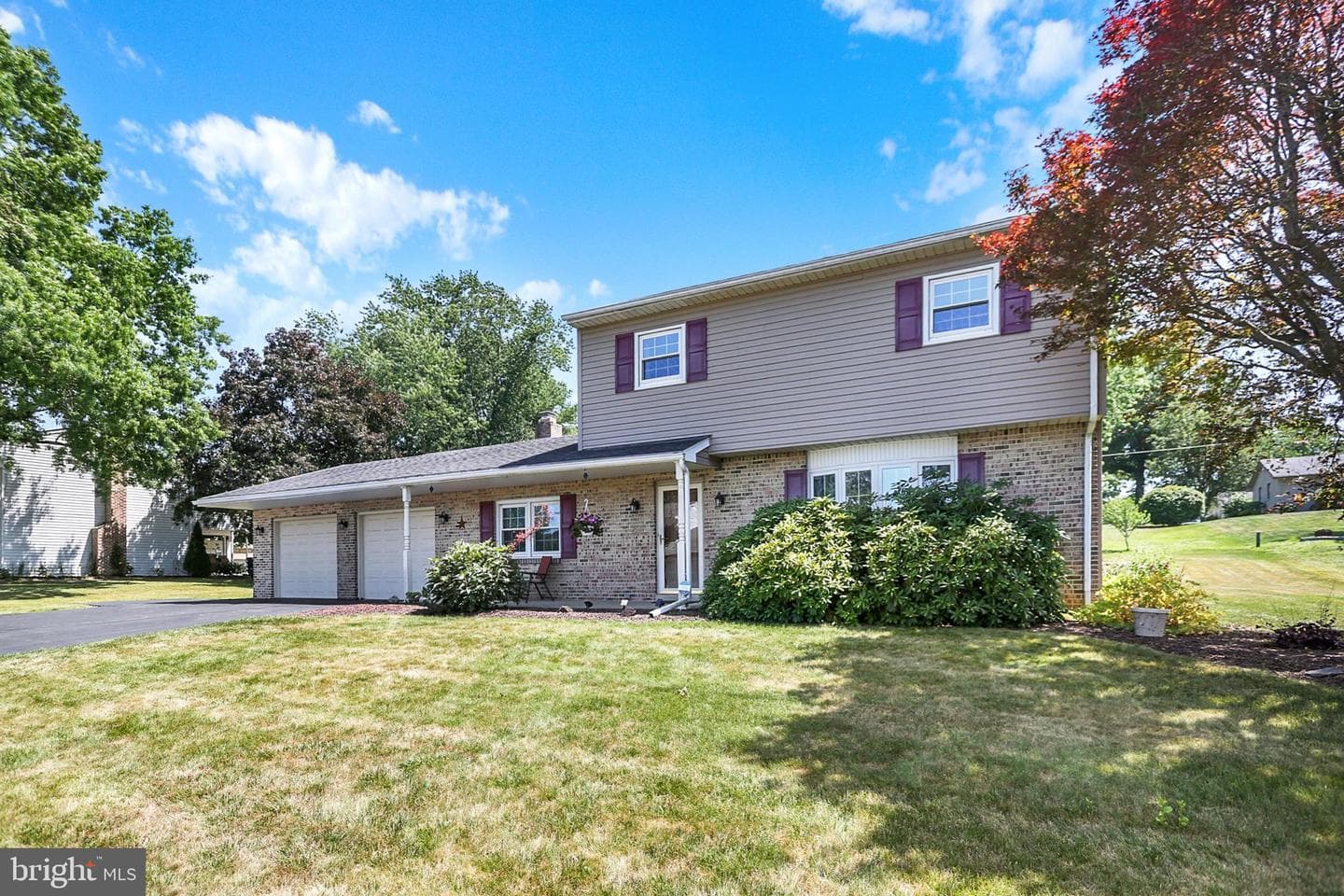 909 Wakefield Avenue photo 3