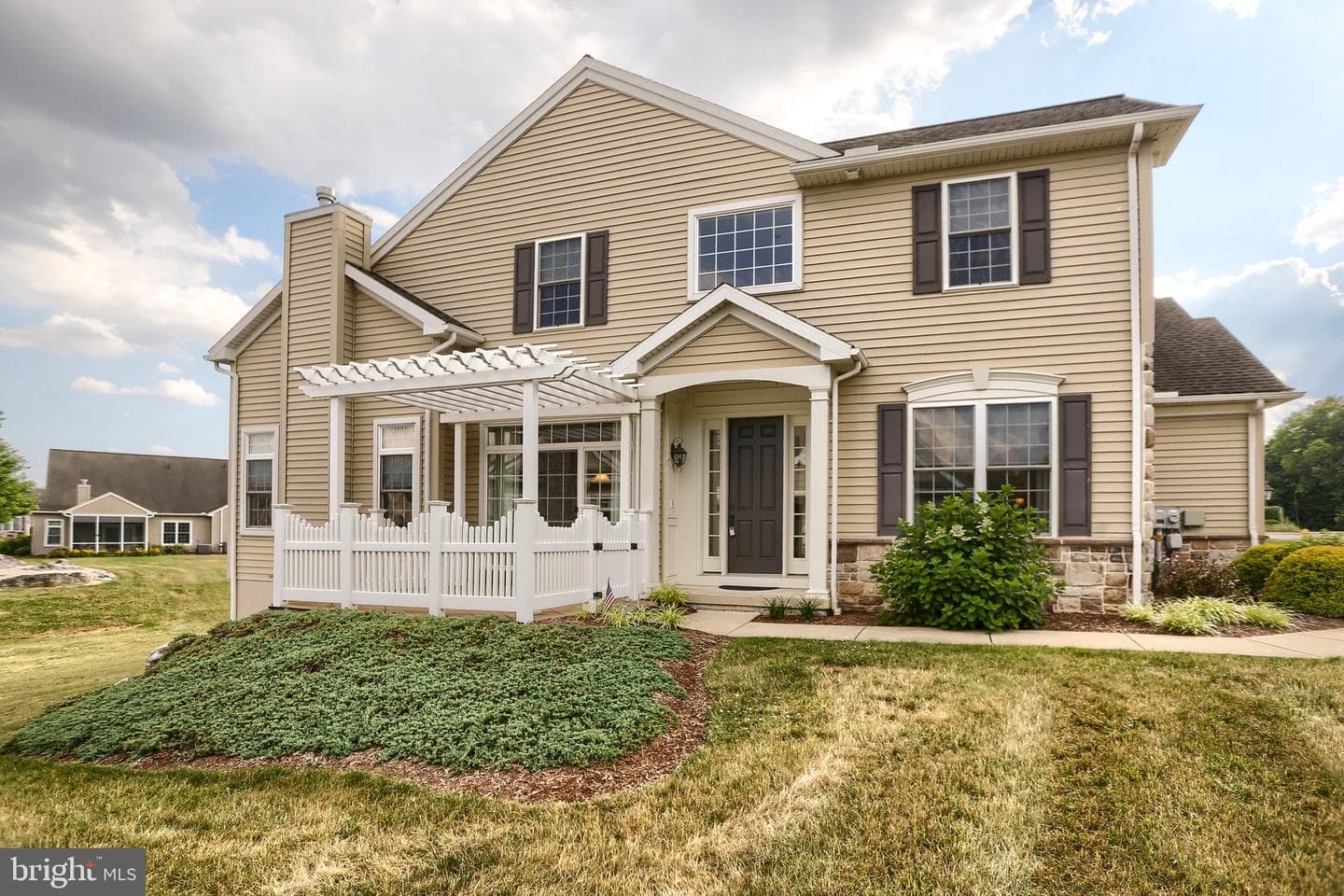 425 Carmella Dr, Mechanicsburg