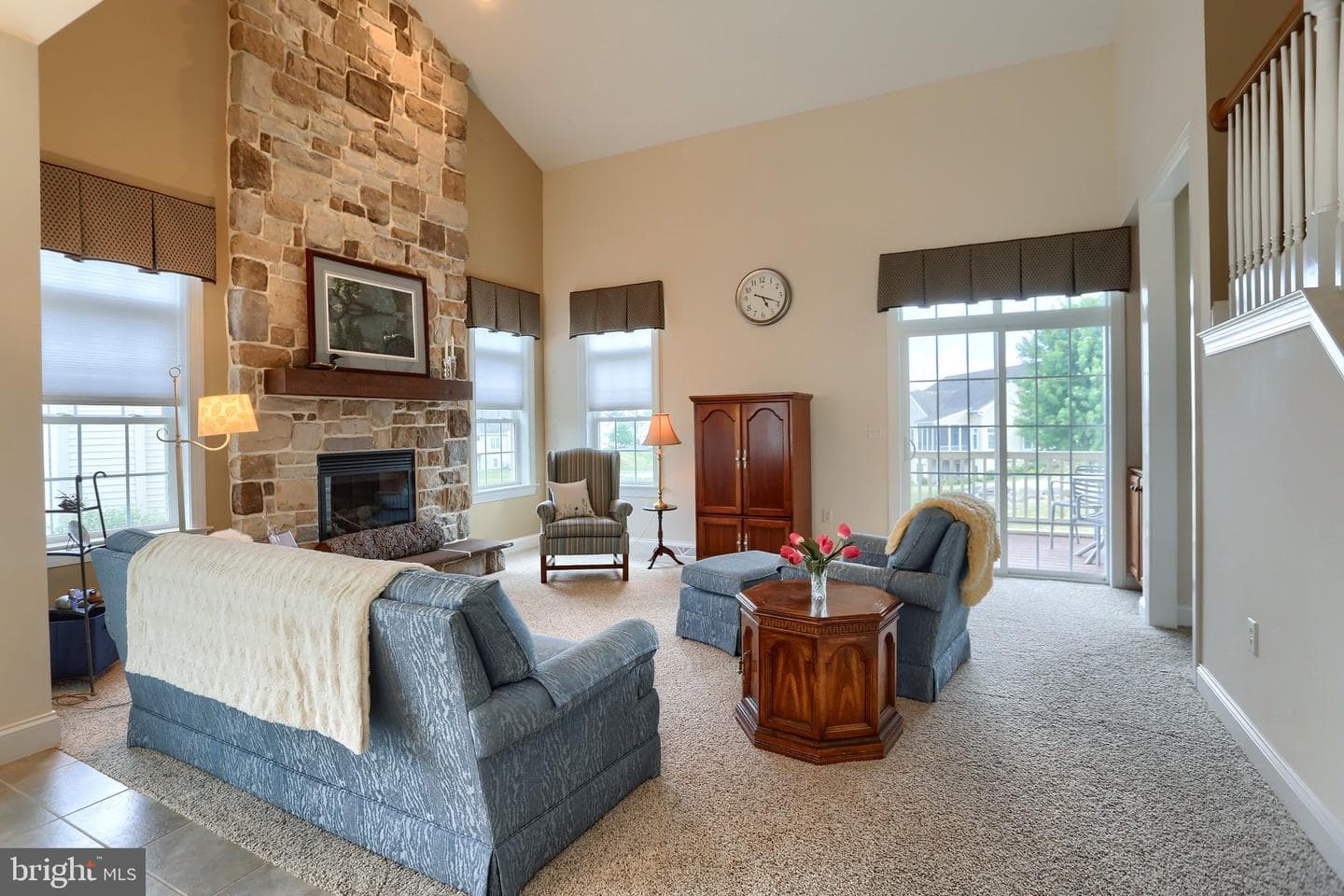 425 Carmella Dr photo 22