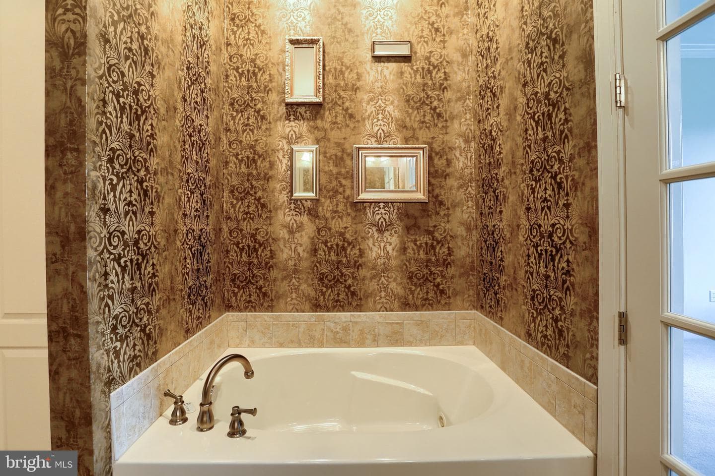 425 Carmella Dr photo 33