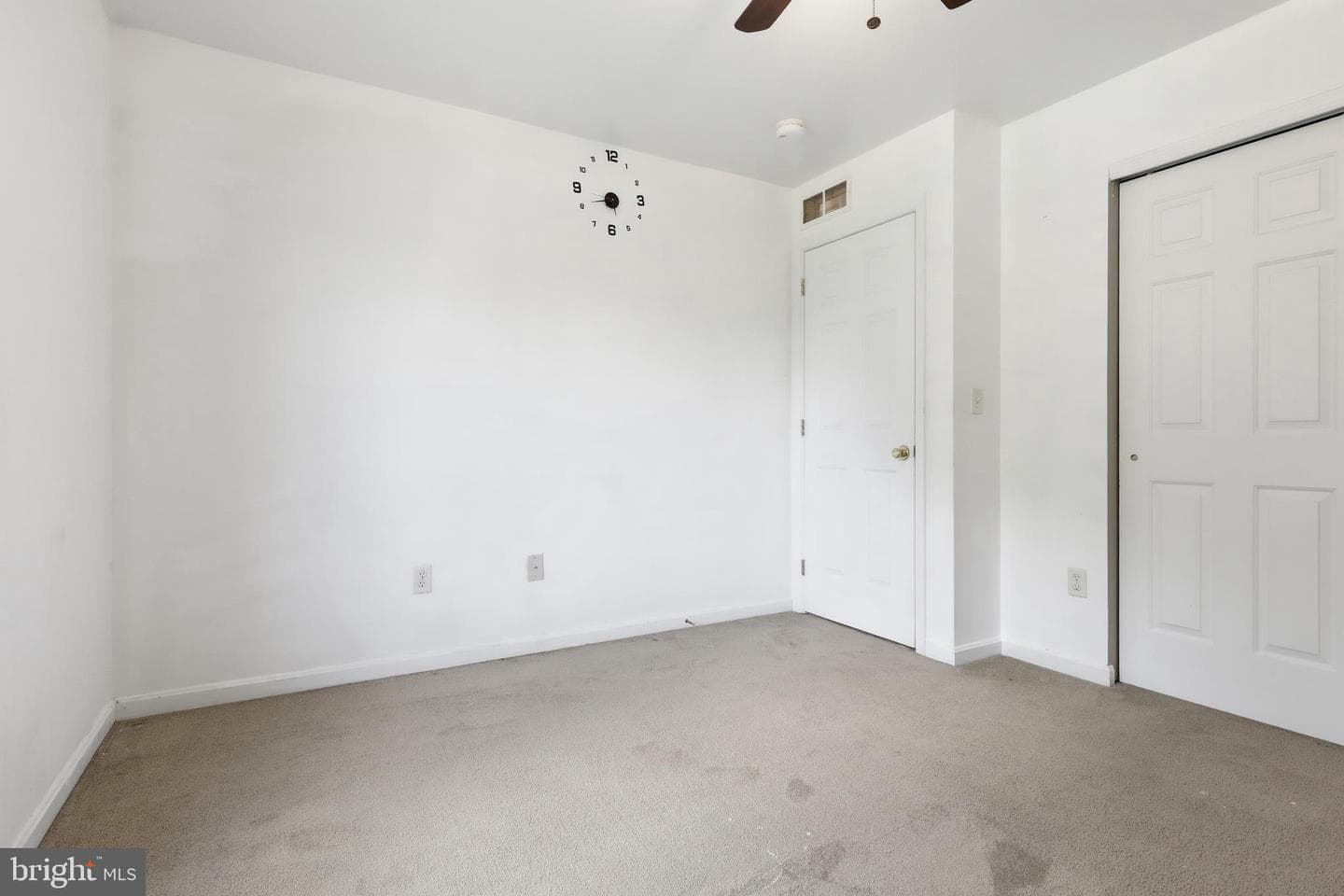 2 Forgedale Dr photo 23