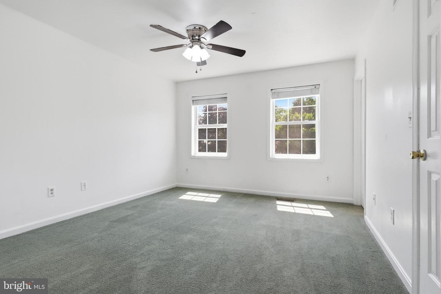 2 Forgedale Dr photo 29