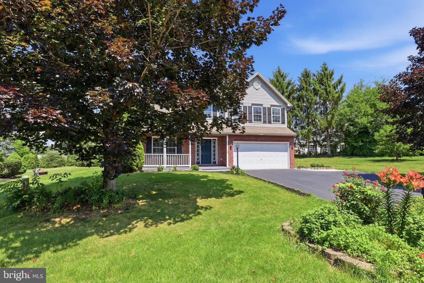 2 Forgedale Dr photo 3