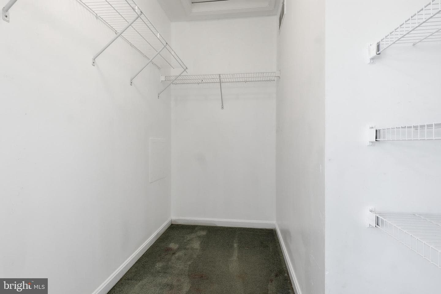 2 Forgedale Dr photo 32