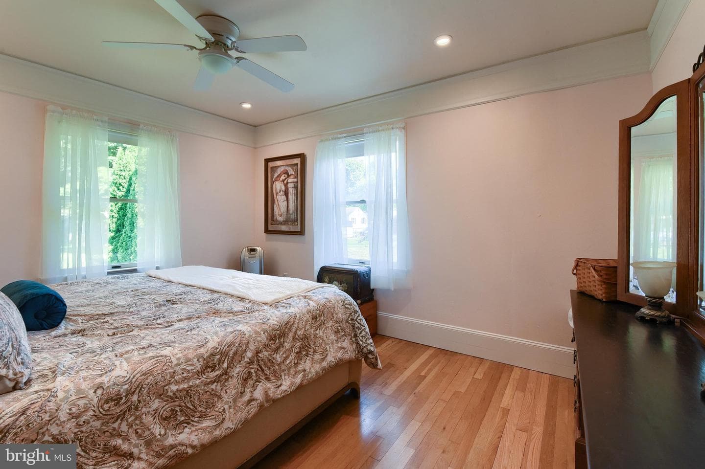 4112 Rosemont Avenue photo 14