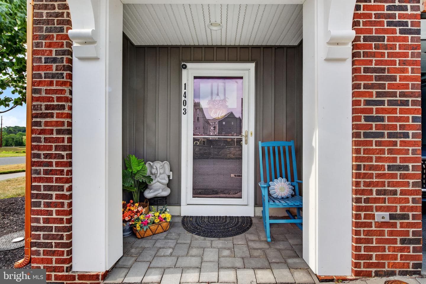1403 Woolford Way photo 3