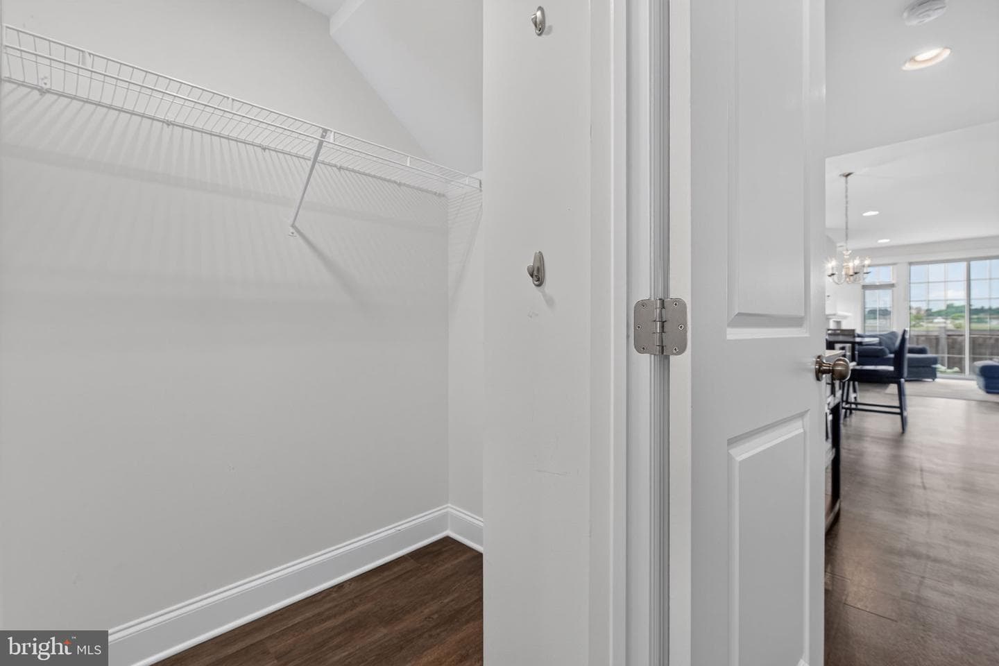 1403 Woolford Way photo 6