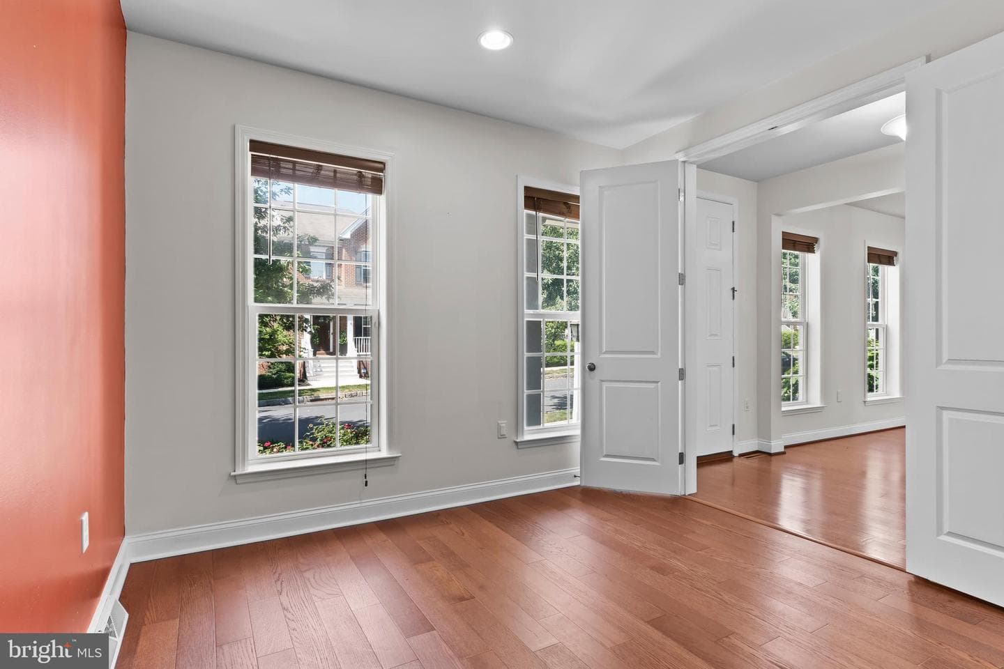 524 Shaw photo 26