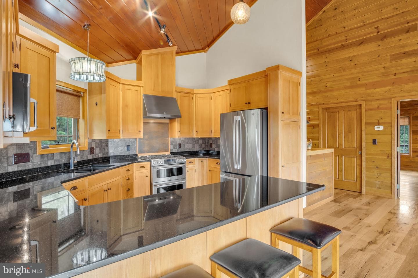 729 High Mountain Road photo 17