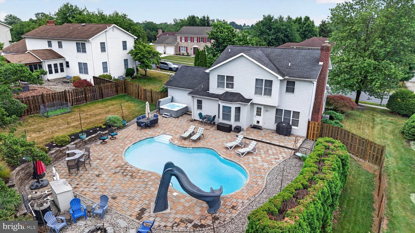 6128 Wallingford Way photo 45