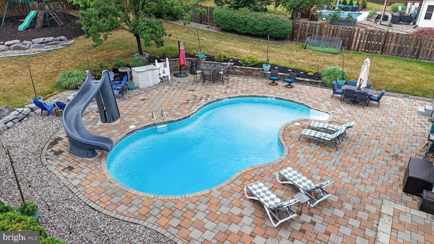 6128 Wallingford Way photo 46