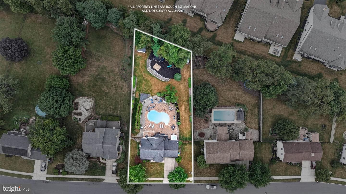 6128 Wallingford Way photo 51