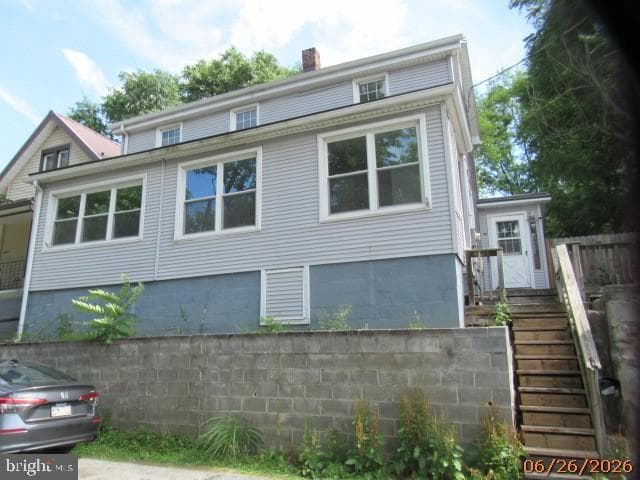 1445 2nd St, Enola