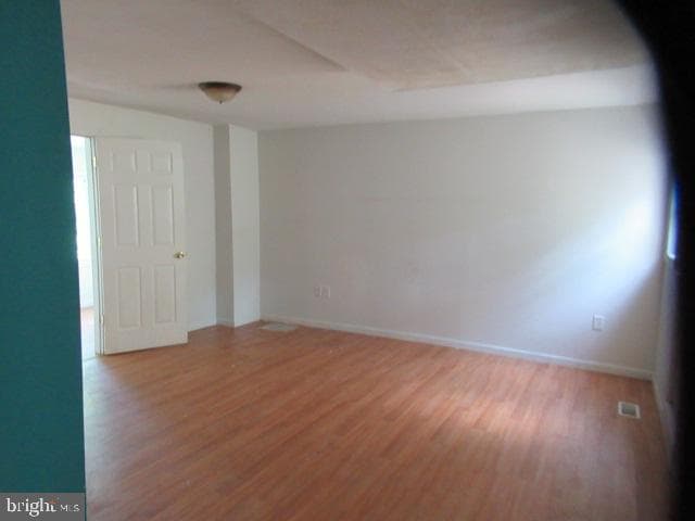 1445 2nd St photo 4