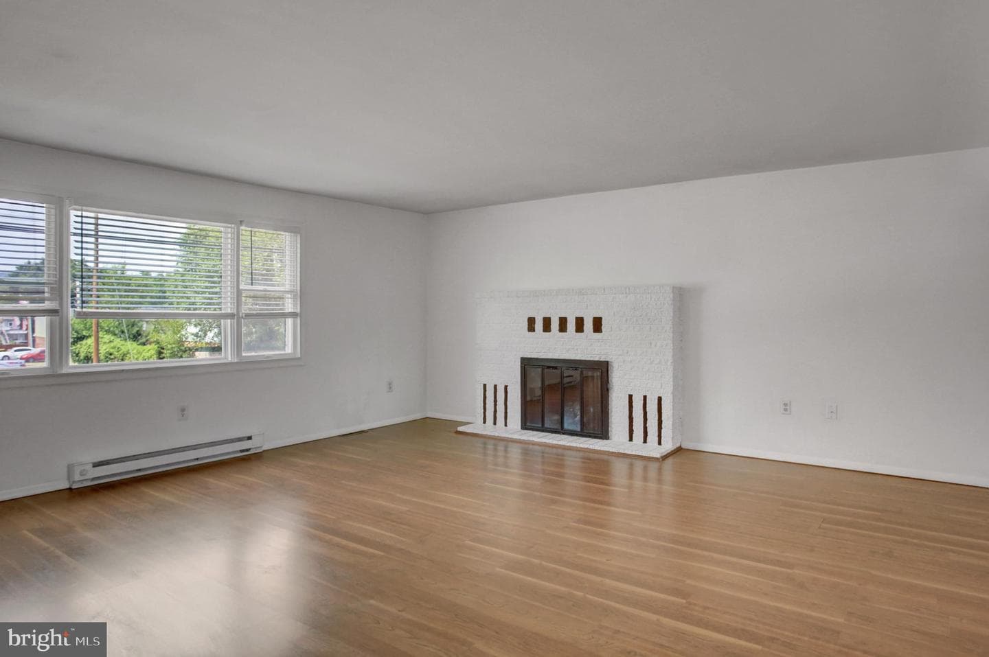 16 E Beale Avenue photo 20
