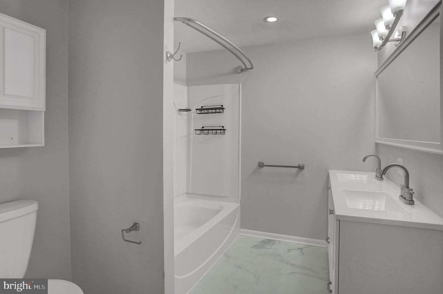 16 E Beale Avenue photo 23