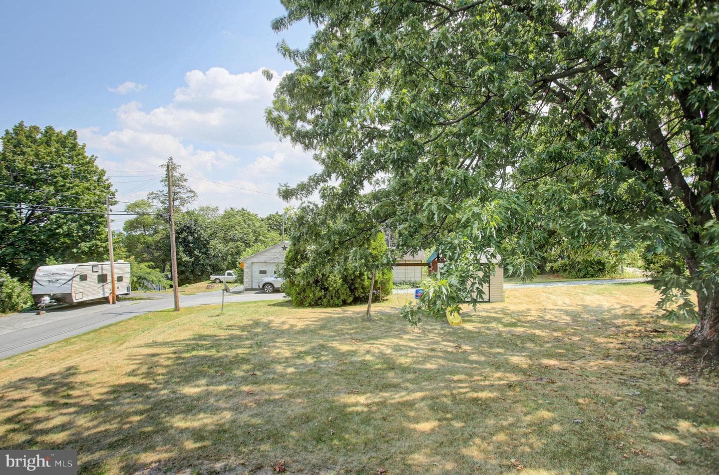 16 E Beale Avenue photo 39