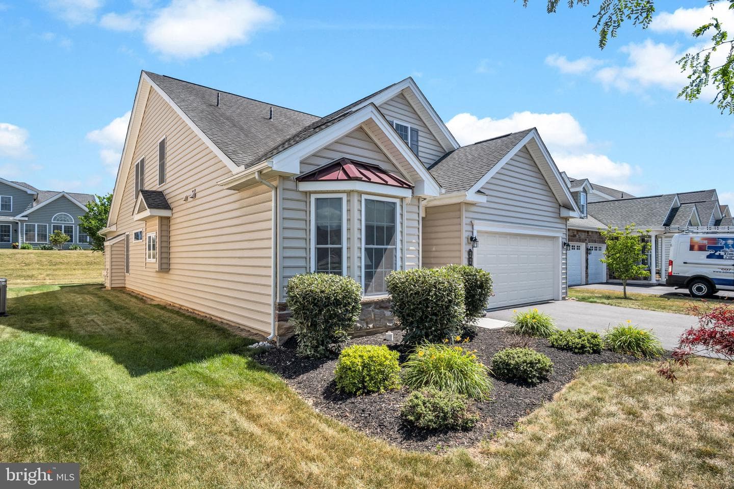 225 Loyal Drive photo 44