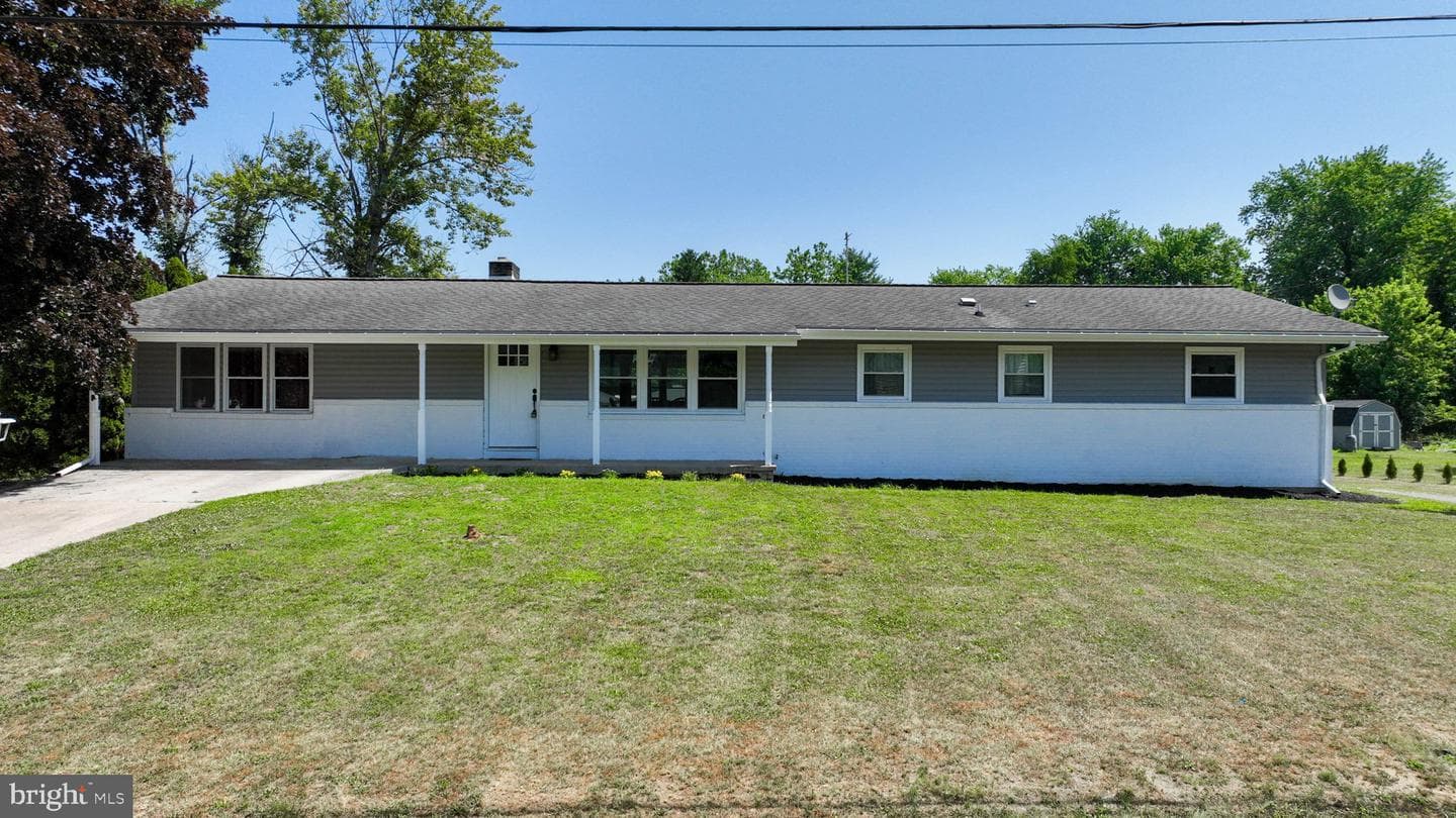 21 East Street, Mount Holly Springs