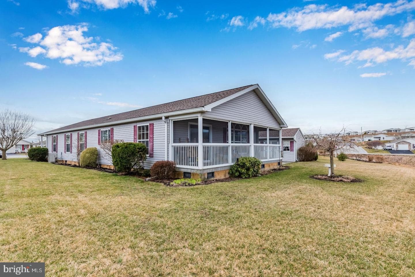 30 Adele Ave photo 35