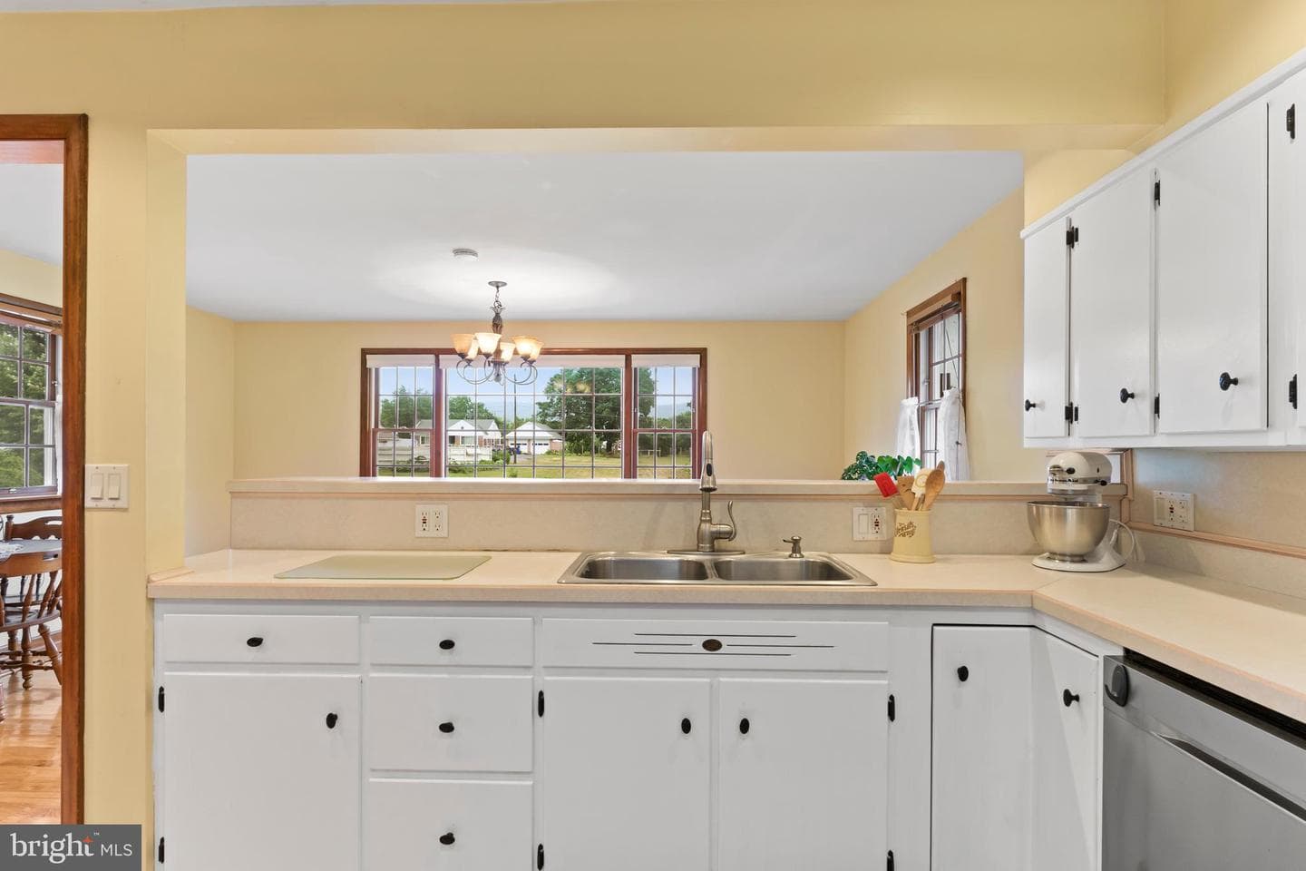 3049 Spring Road photo 9