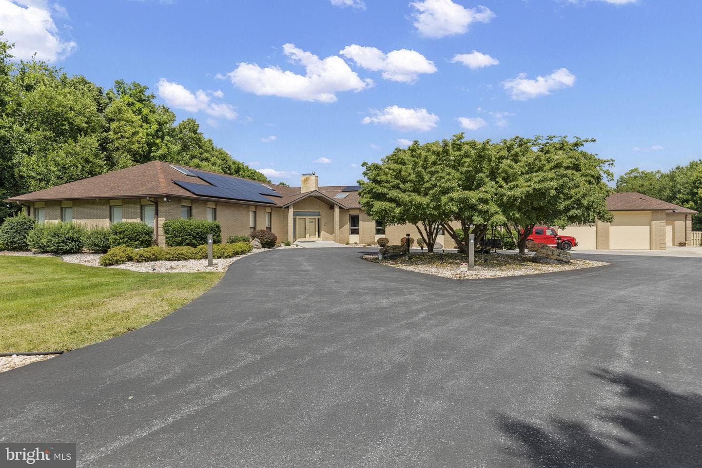 253 Brindle Road, Mechanicsburg