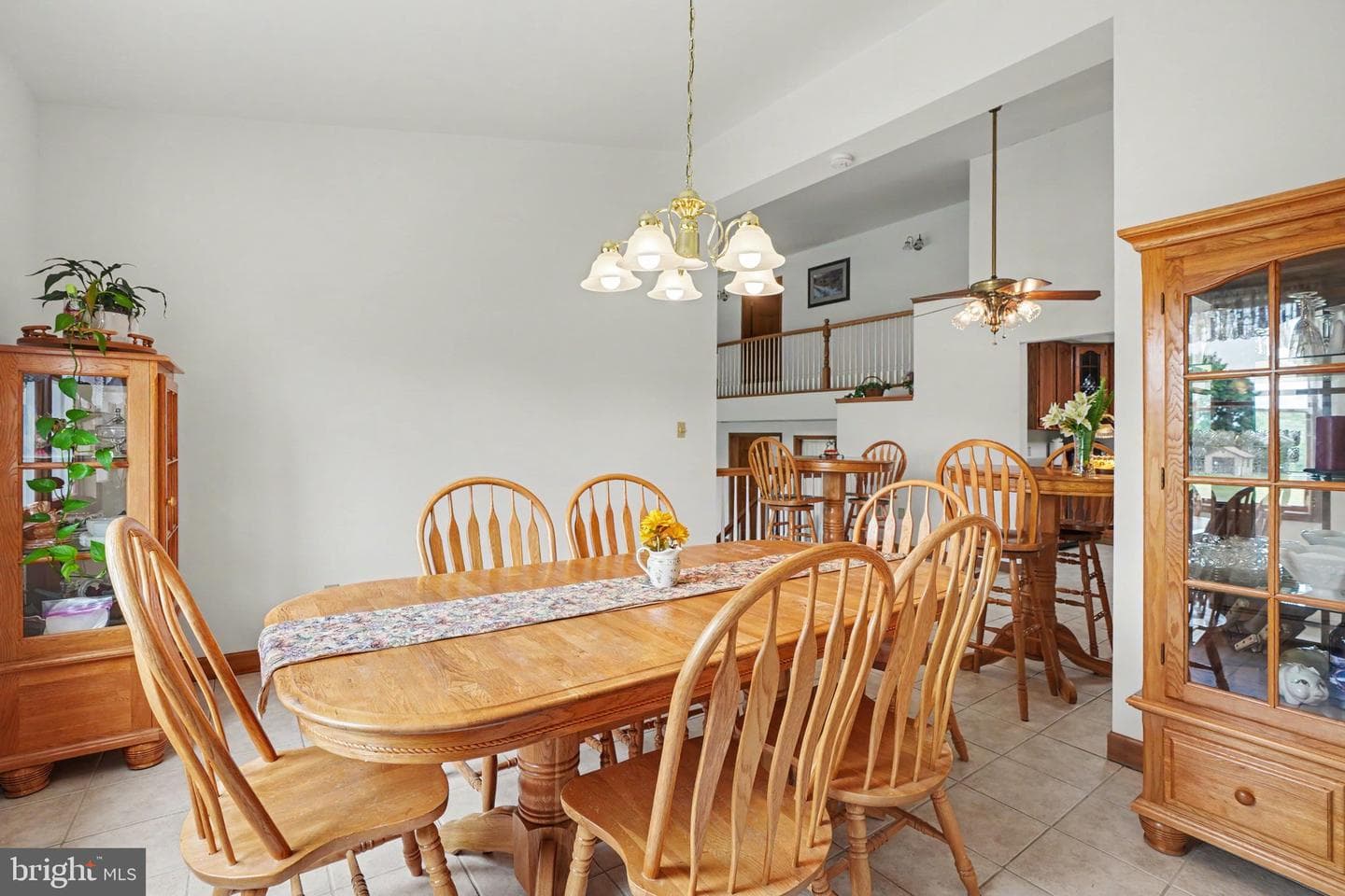 924 W Trindle Road photo 11