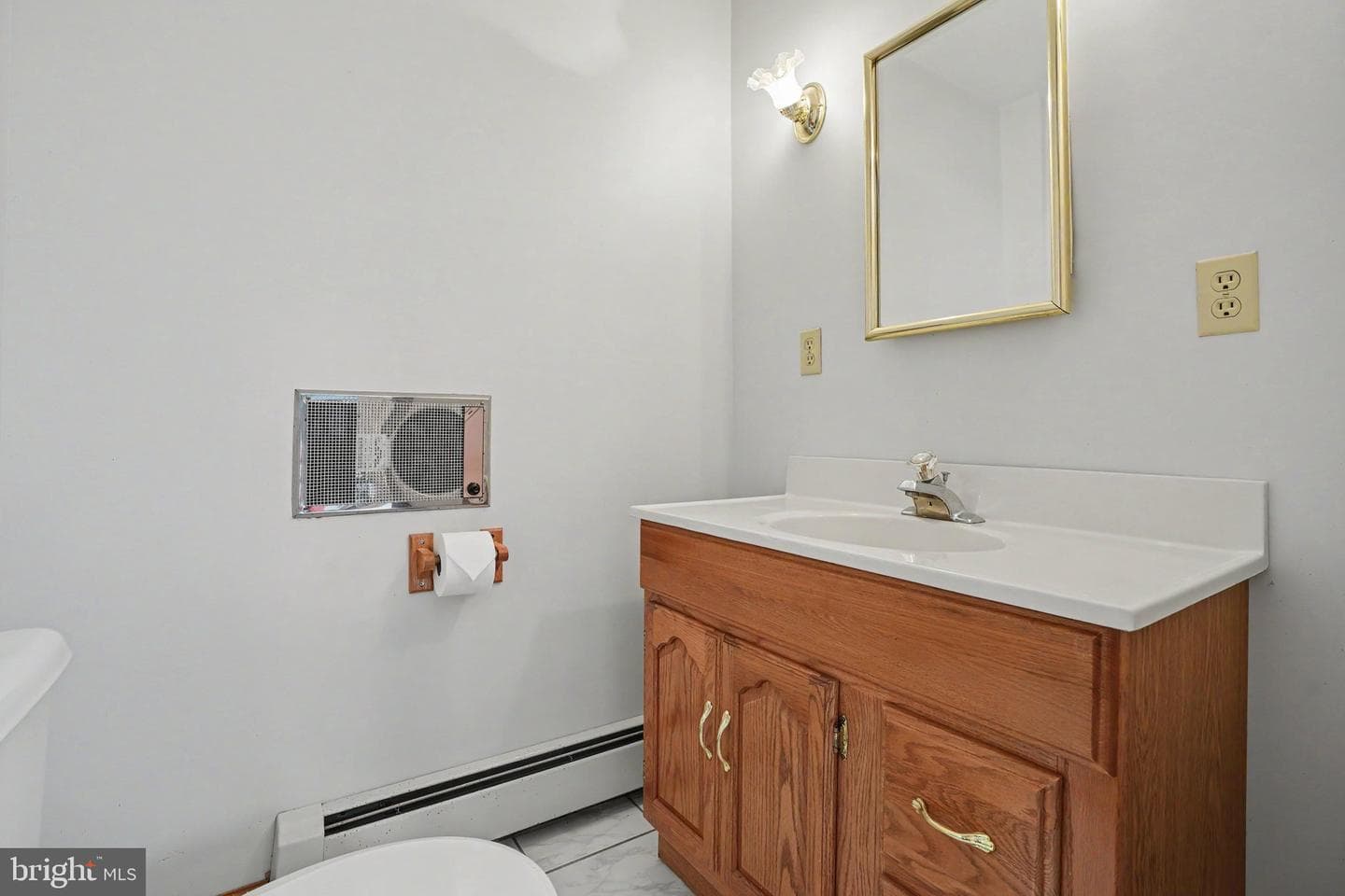 924 W Trindle Road photo 27