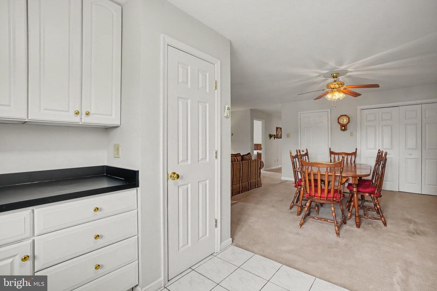 924 W Trindle Road photo 44