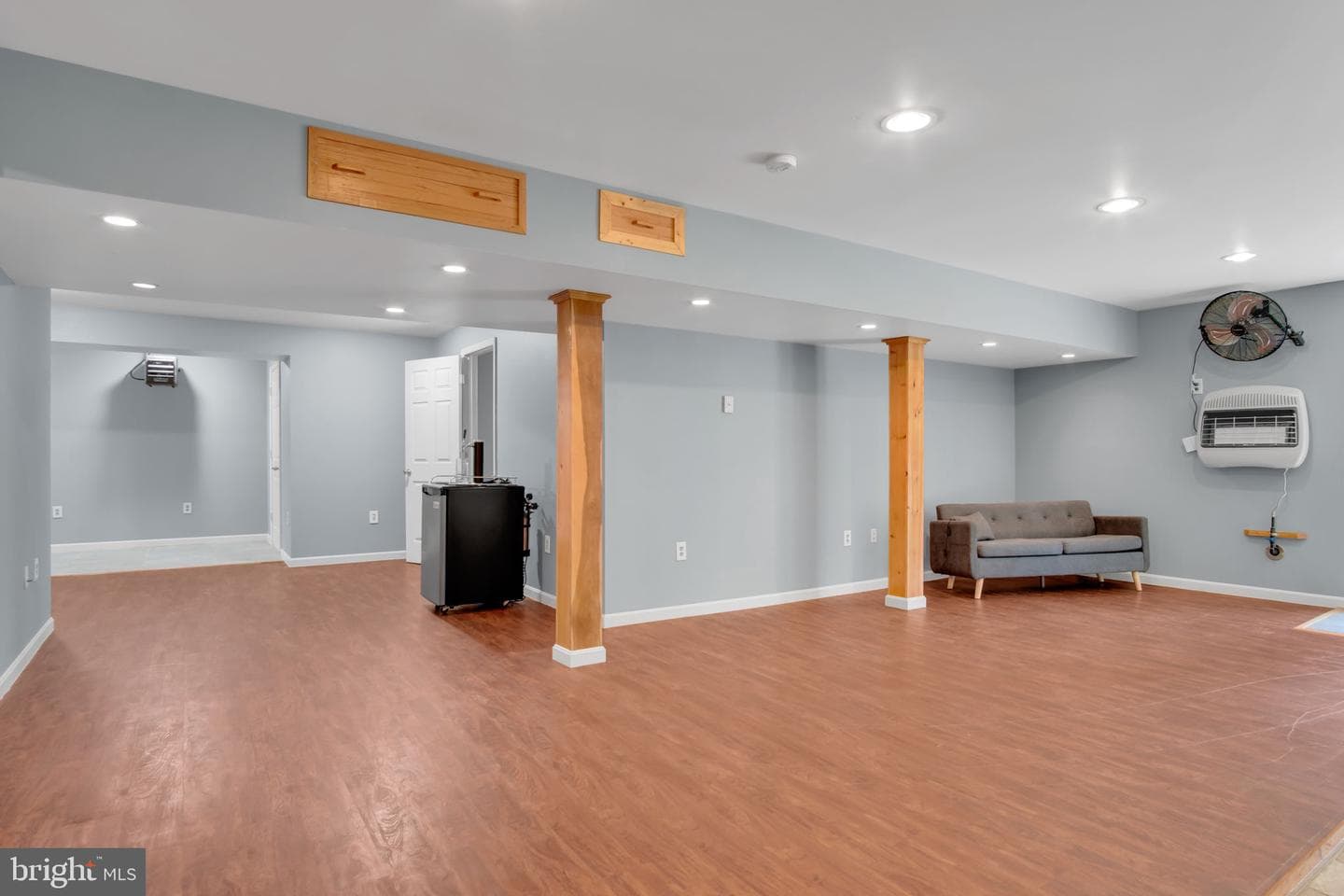 42 Ridge Avenue photo 28