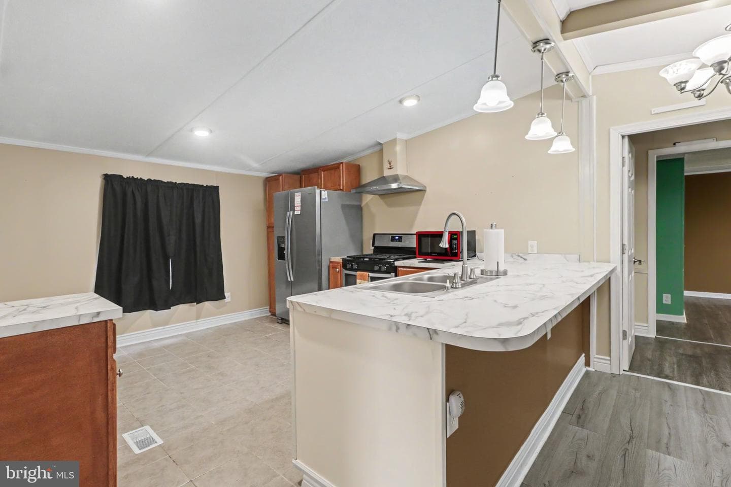 22 Magnolia Lane photo 10