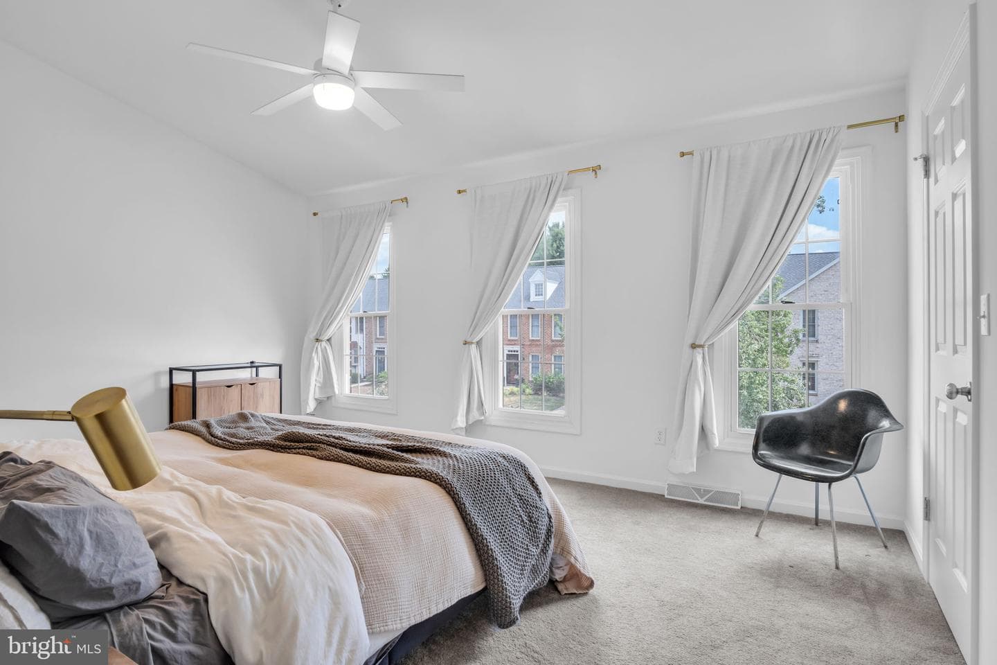 477 Delancey Court photo 23