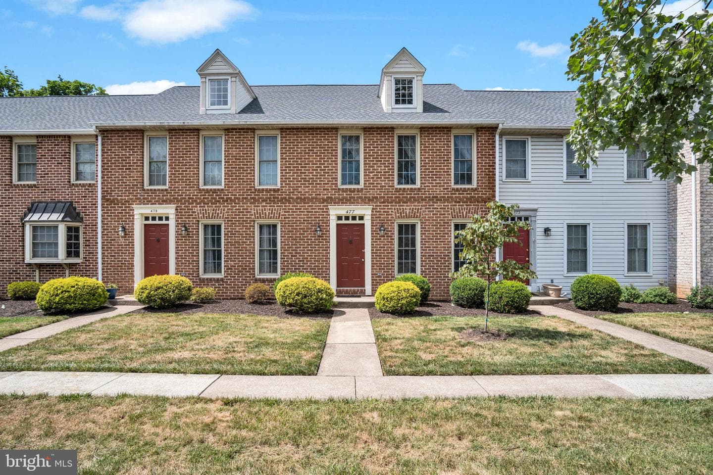 477 Delancey Court photo 29