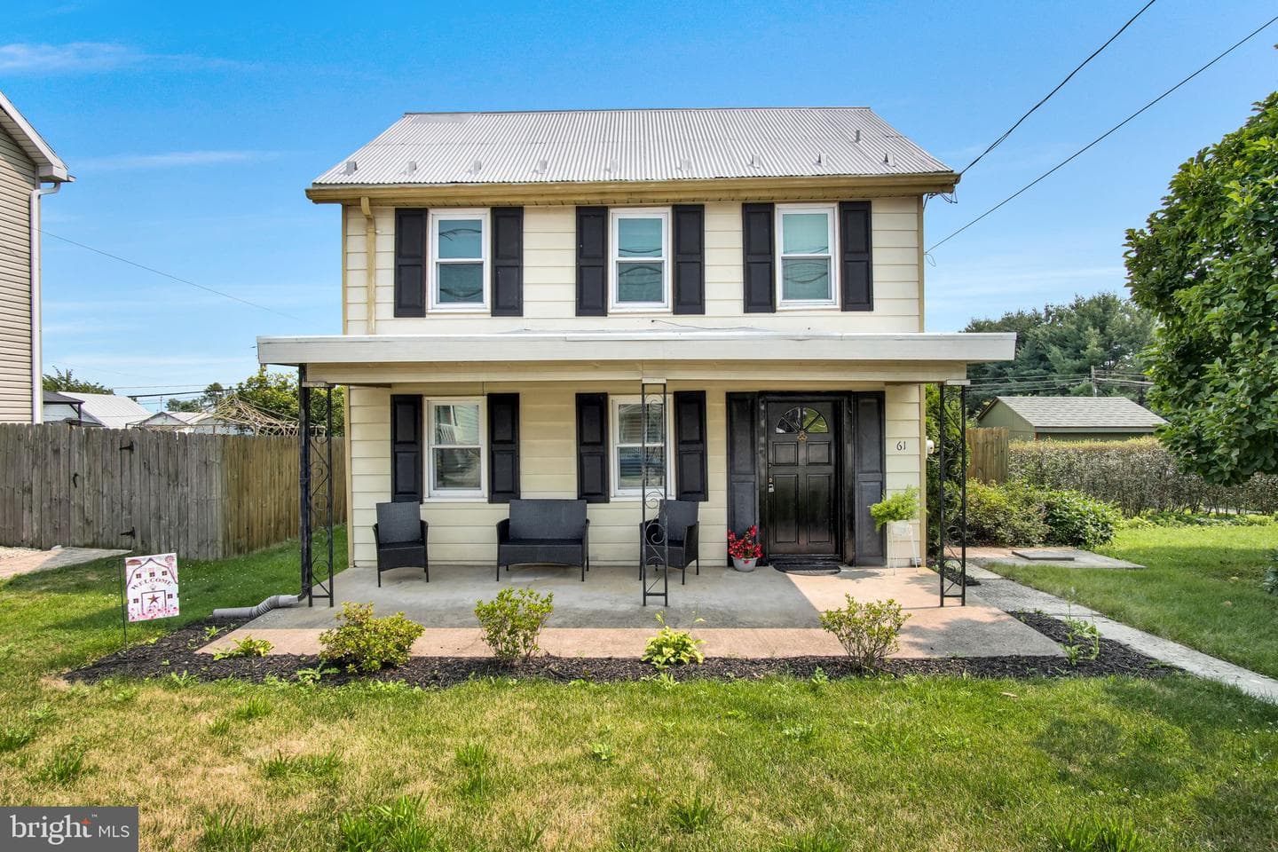 61 W Main Street, New Kingstown