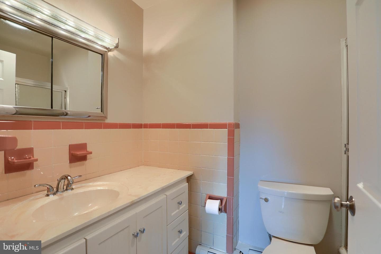 23 Columbia Drive photo 17