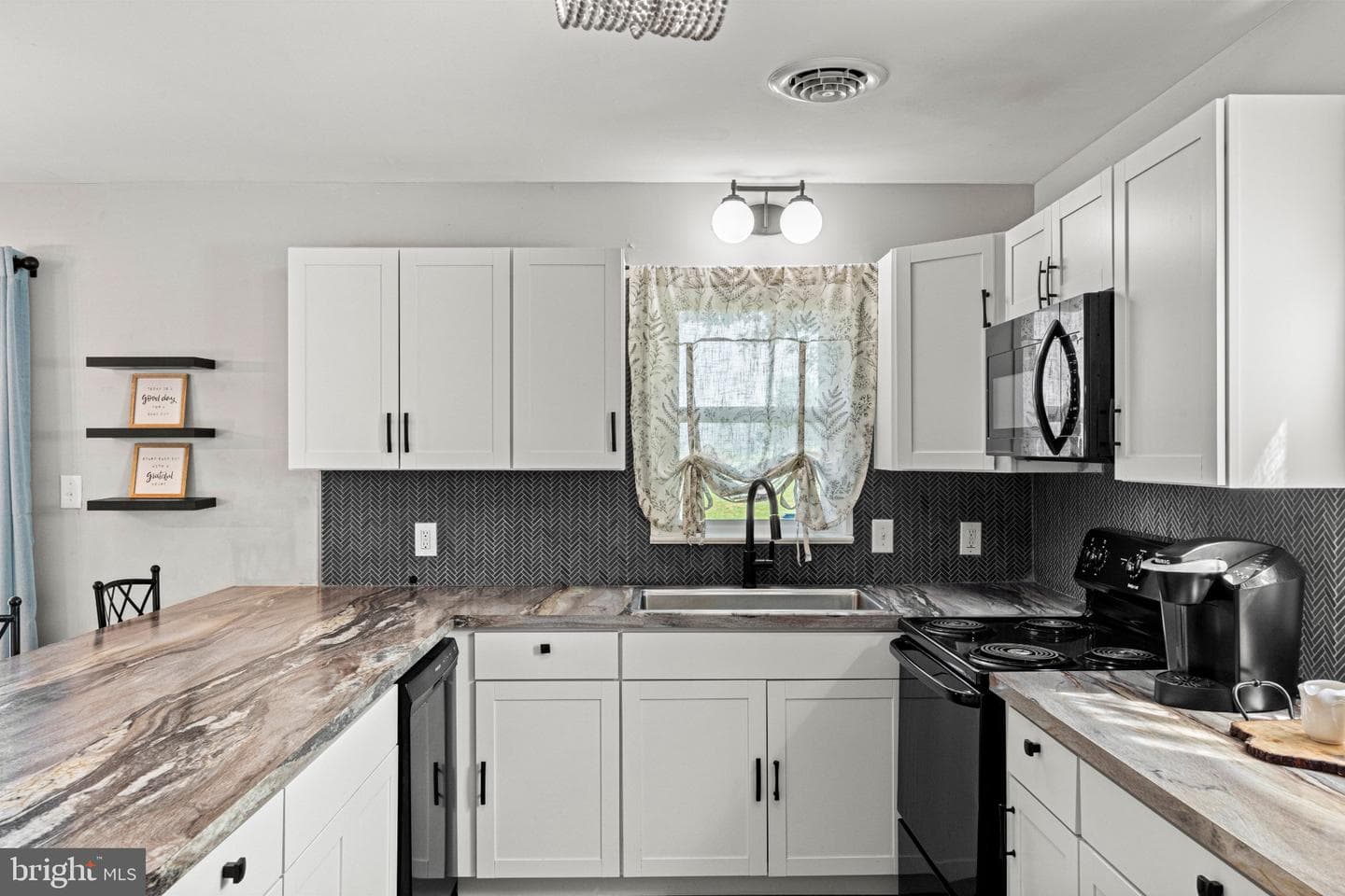 236 Ridge Hill photo 15