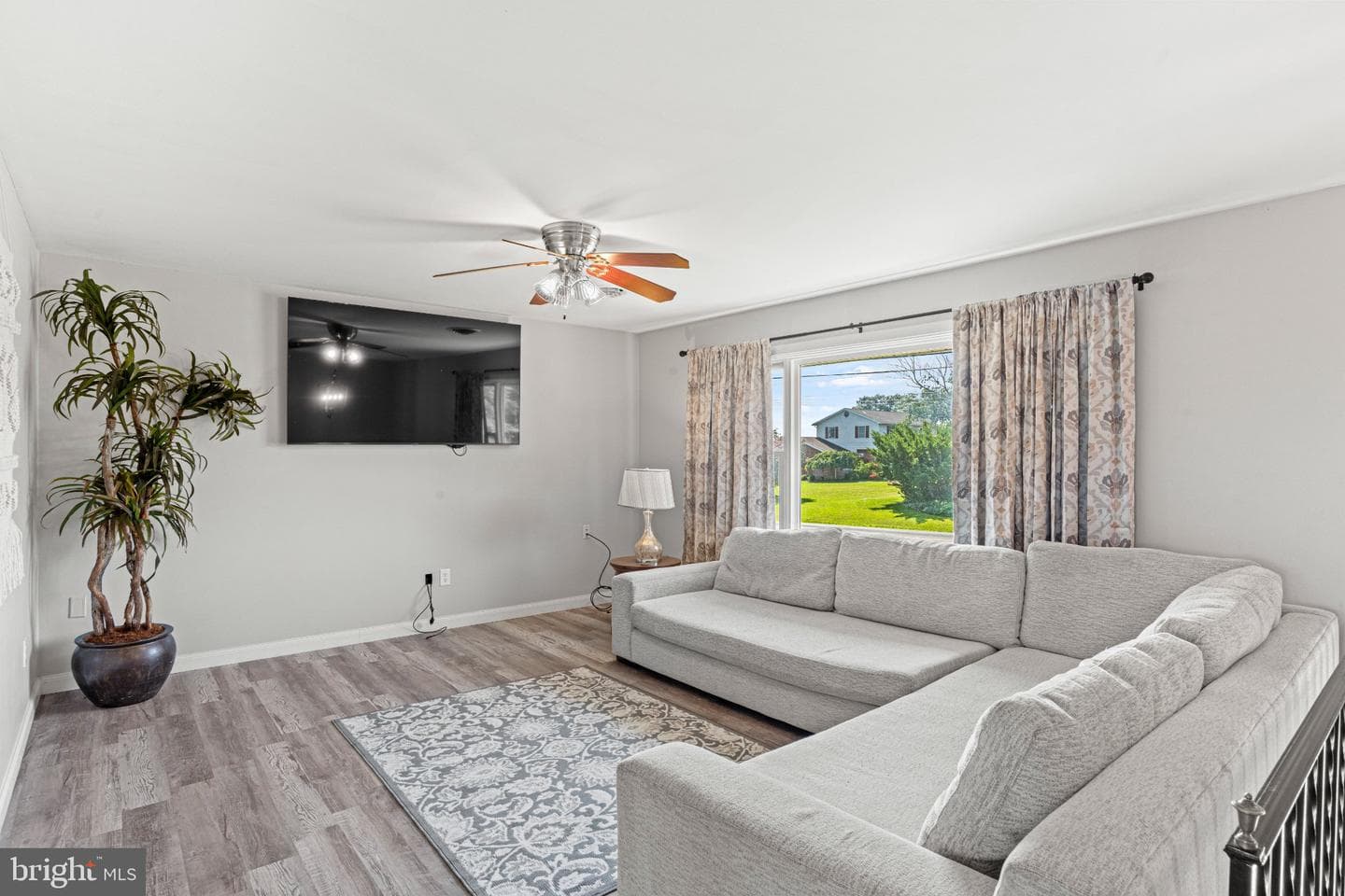 236 Ridge Hill photo 9