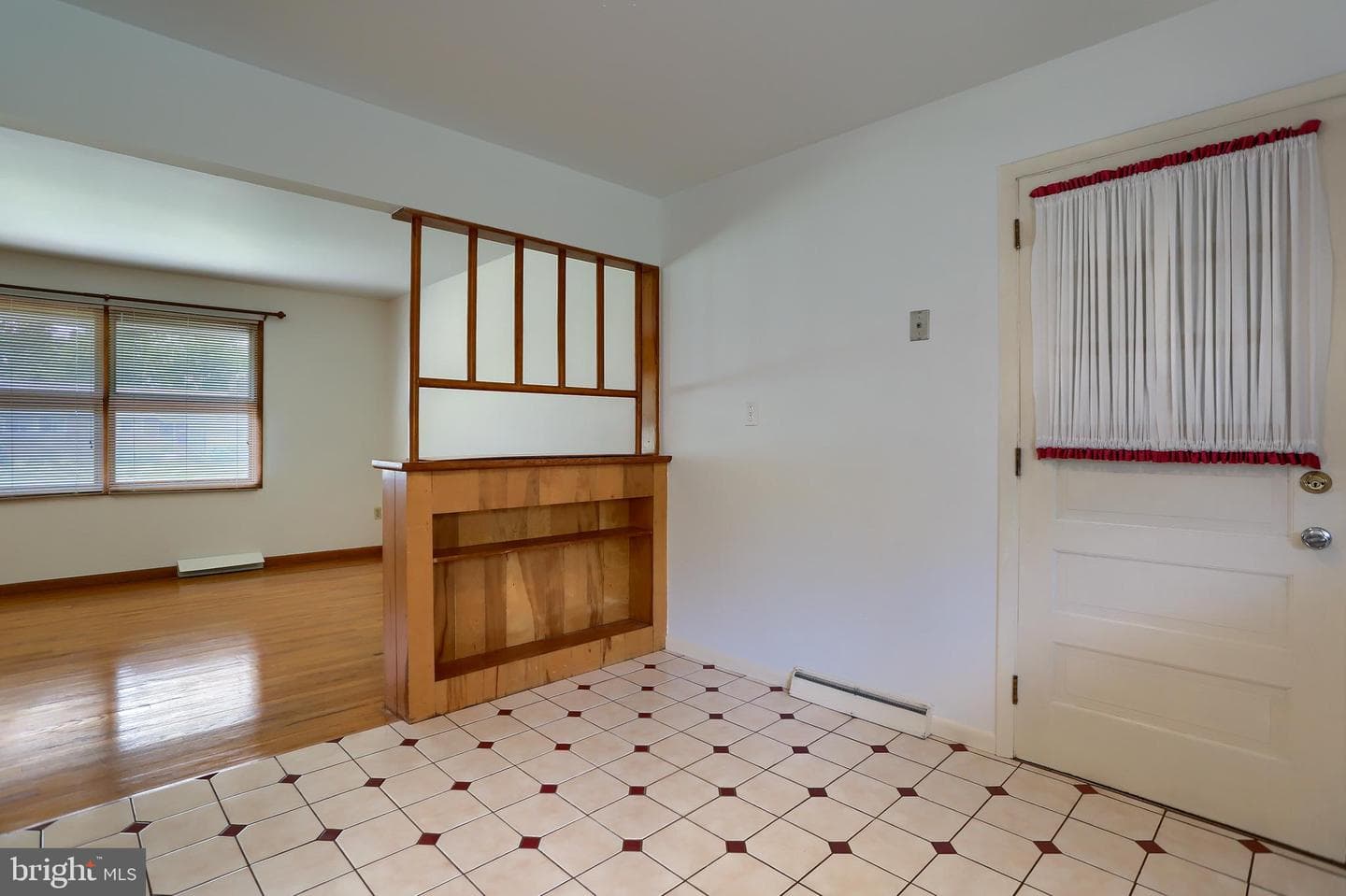 26 Amherst Drive photo 16