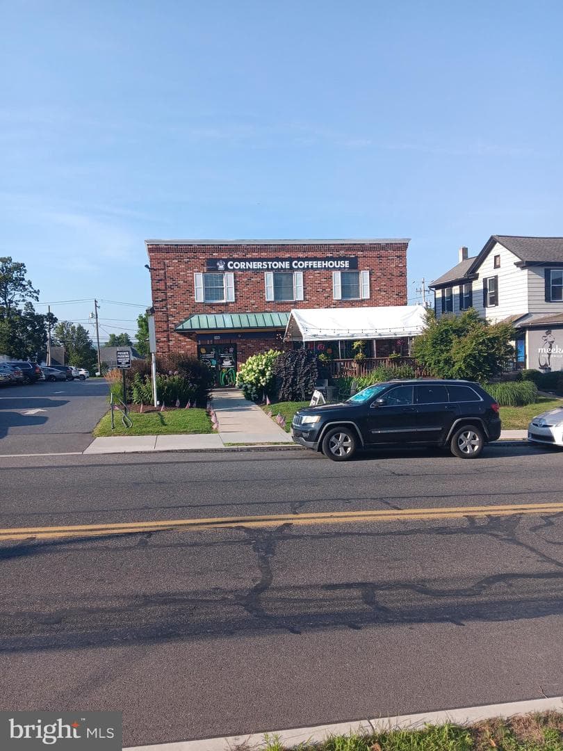 2128 Market Street photo 7