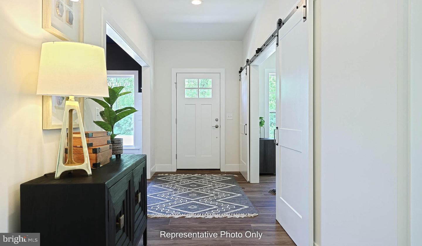 123 Blue Mountain Boulevard photo 3