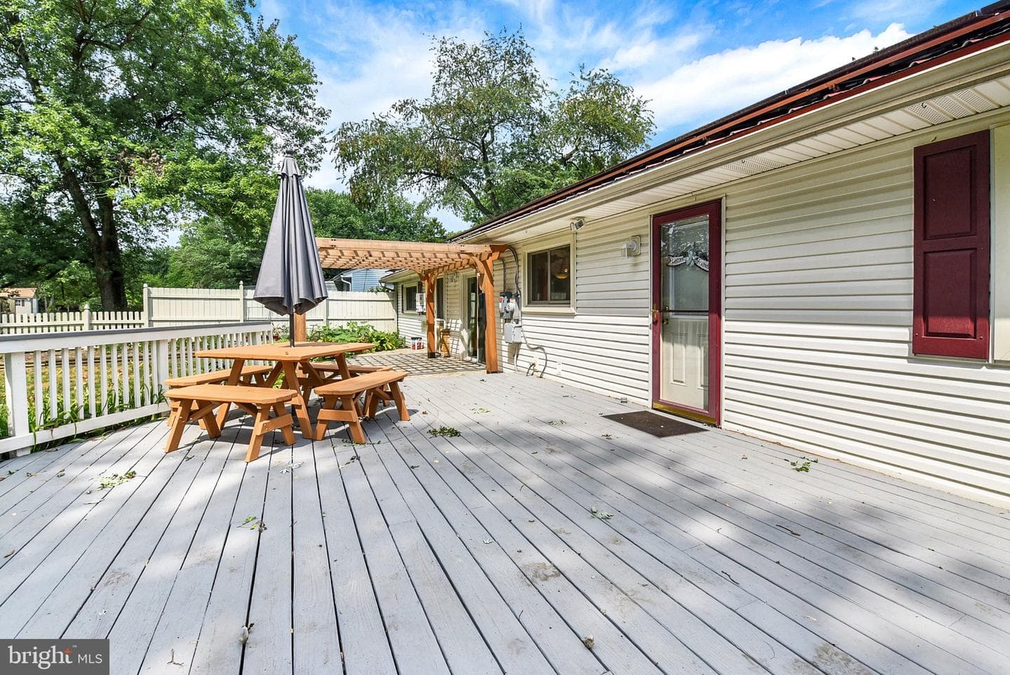 405 Pine Road photo 26