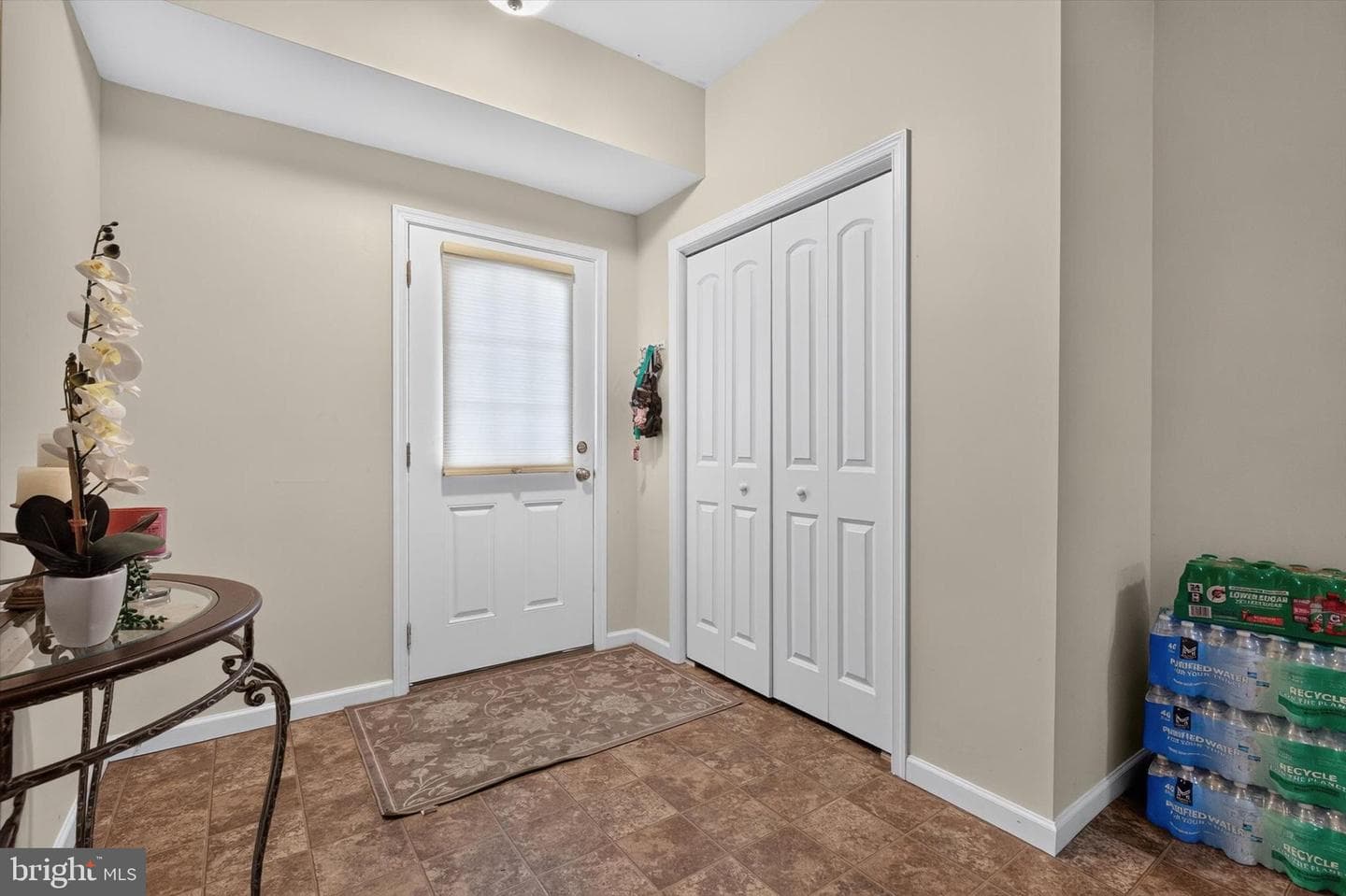 6421 Creekbend Drive photo 5