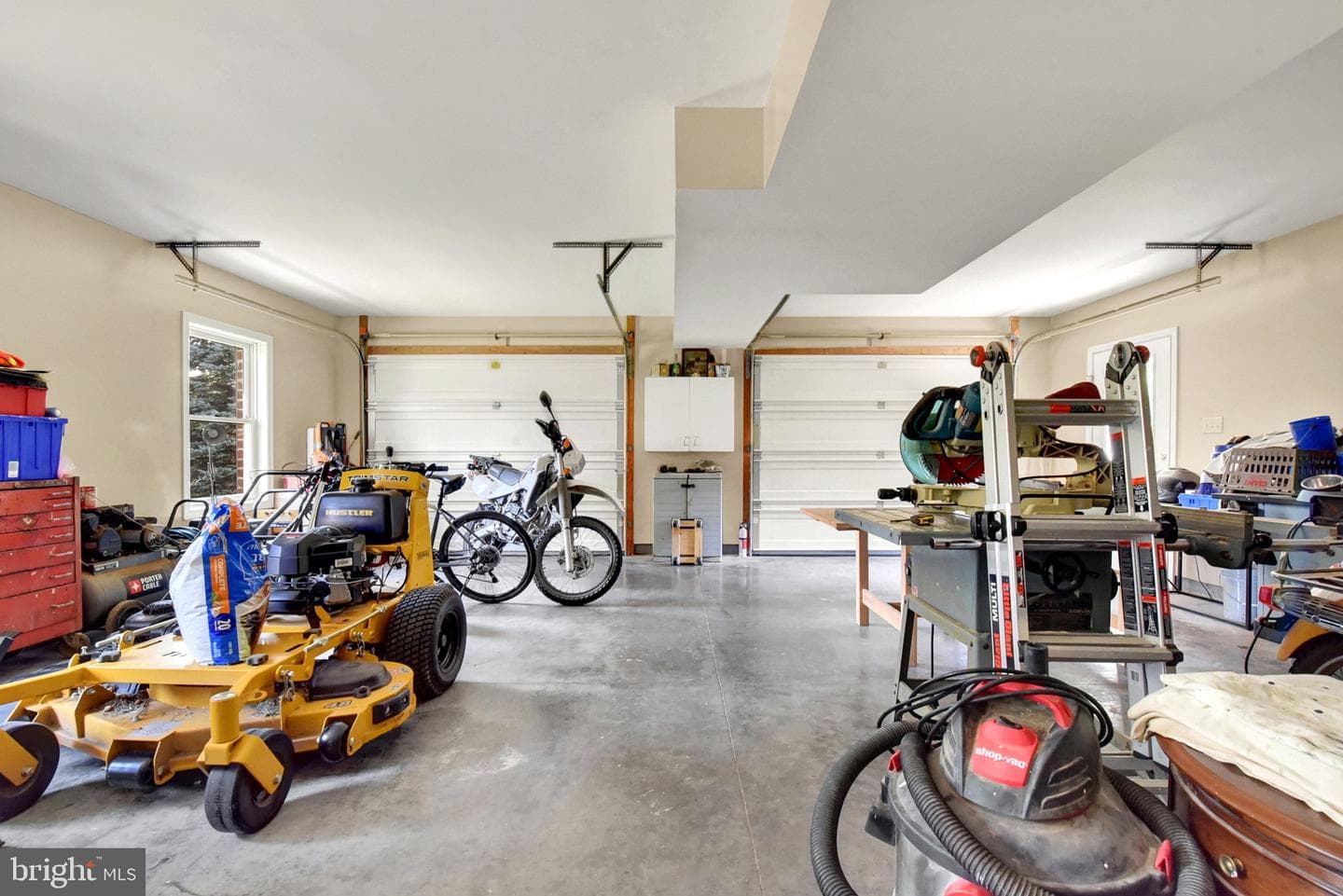 100 Fern Avenue photo 27