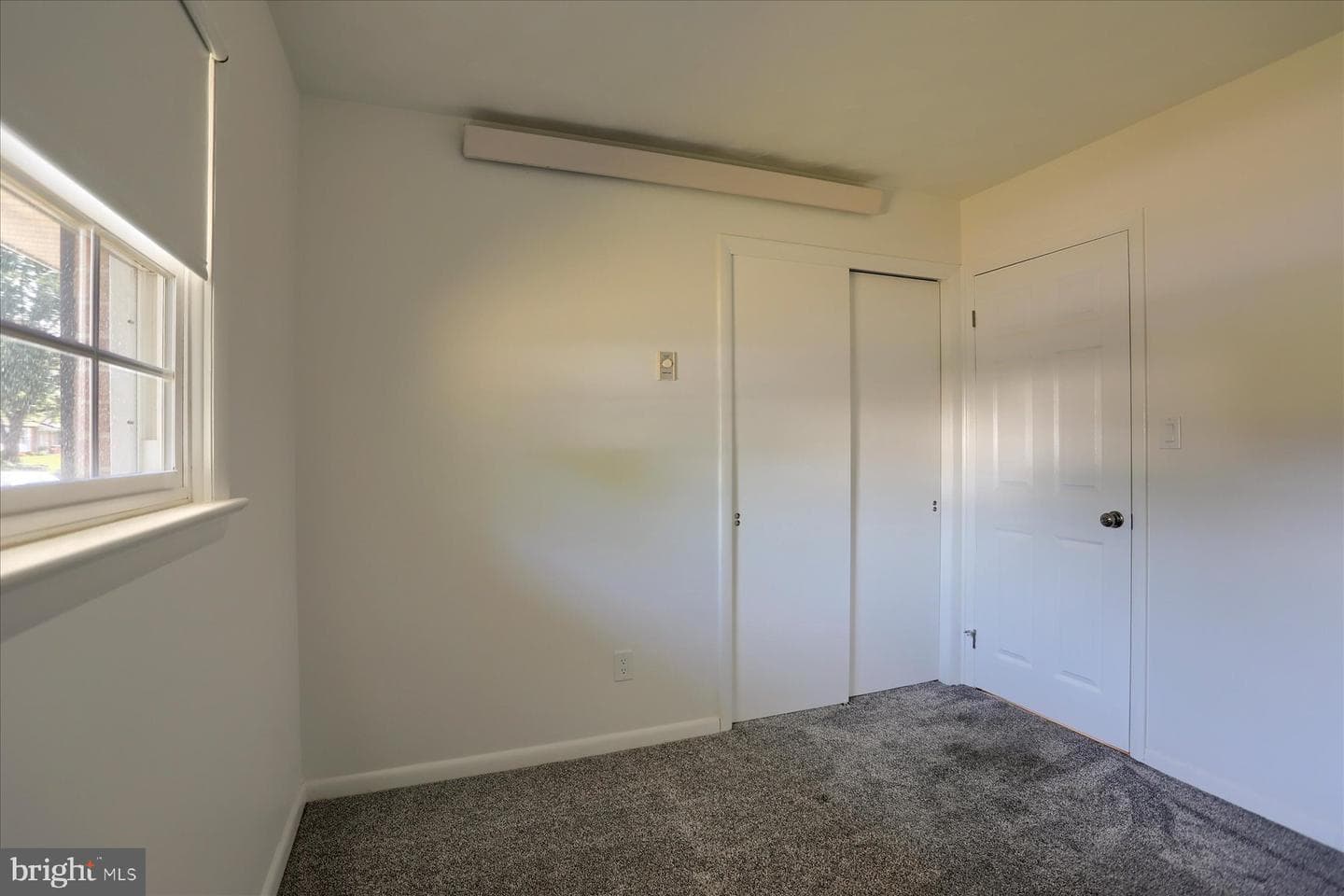 212 W Courtland Avenue photo 13