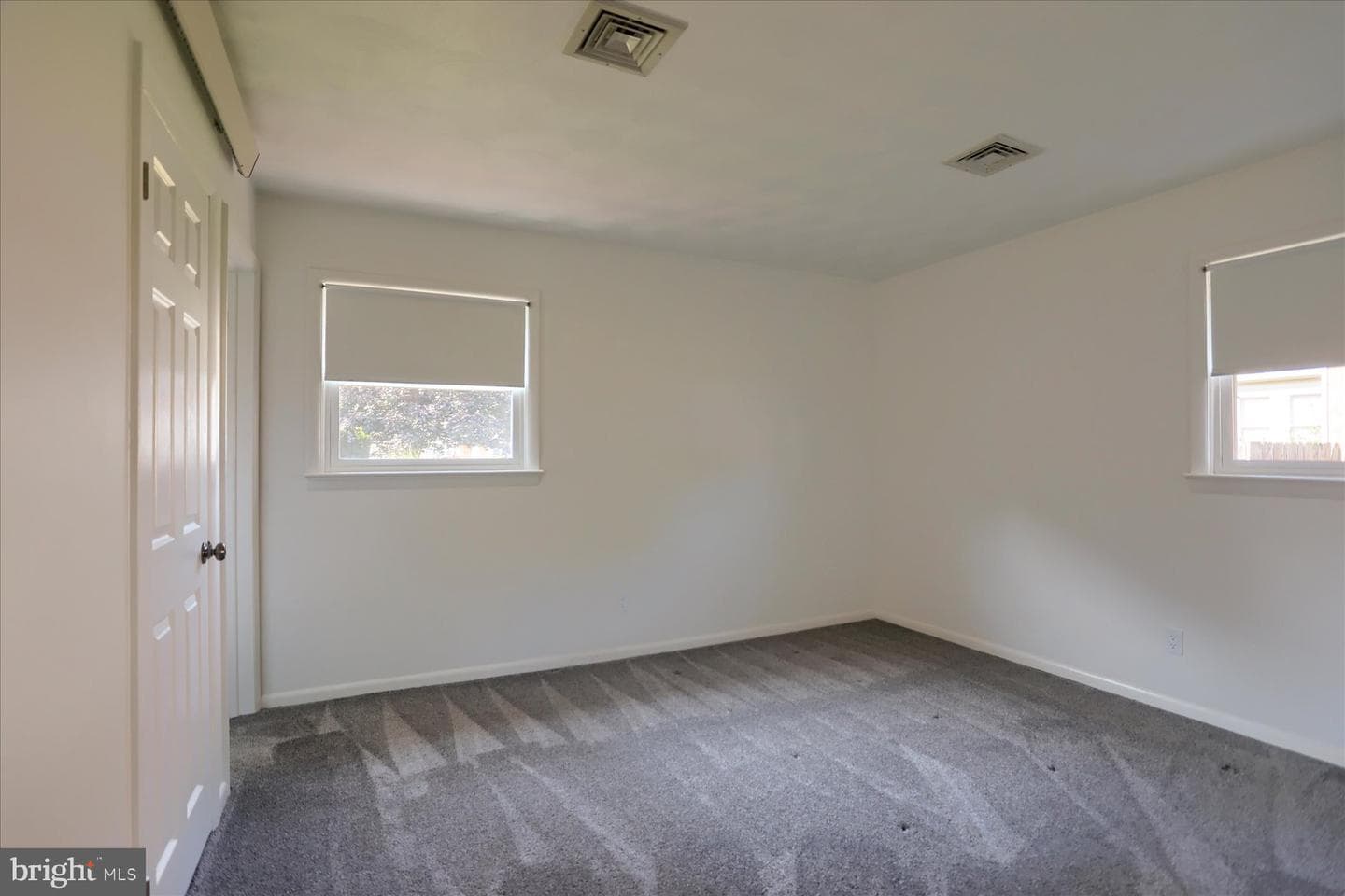 212 W Courtland Avenue photo 15