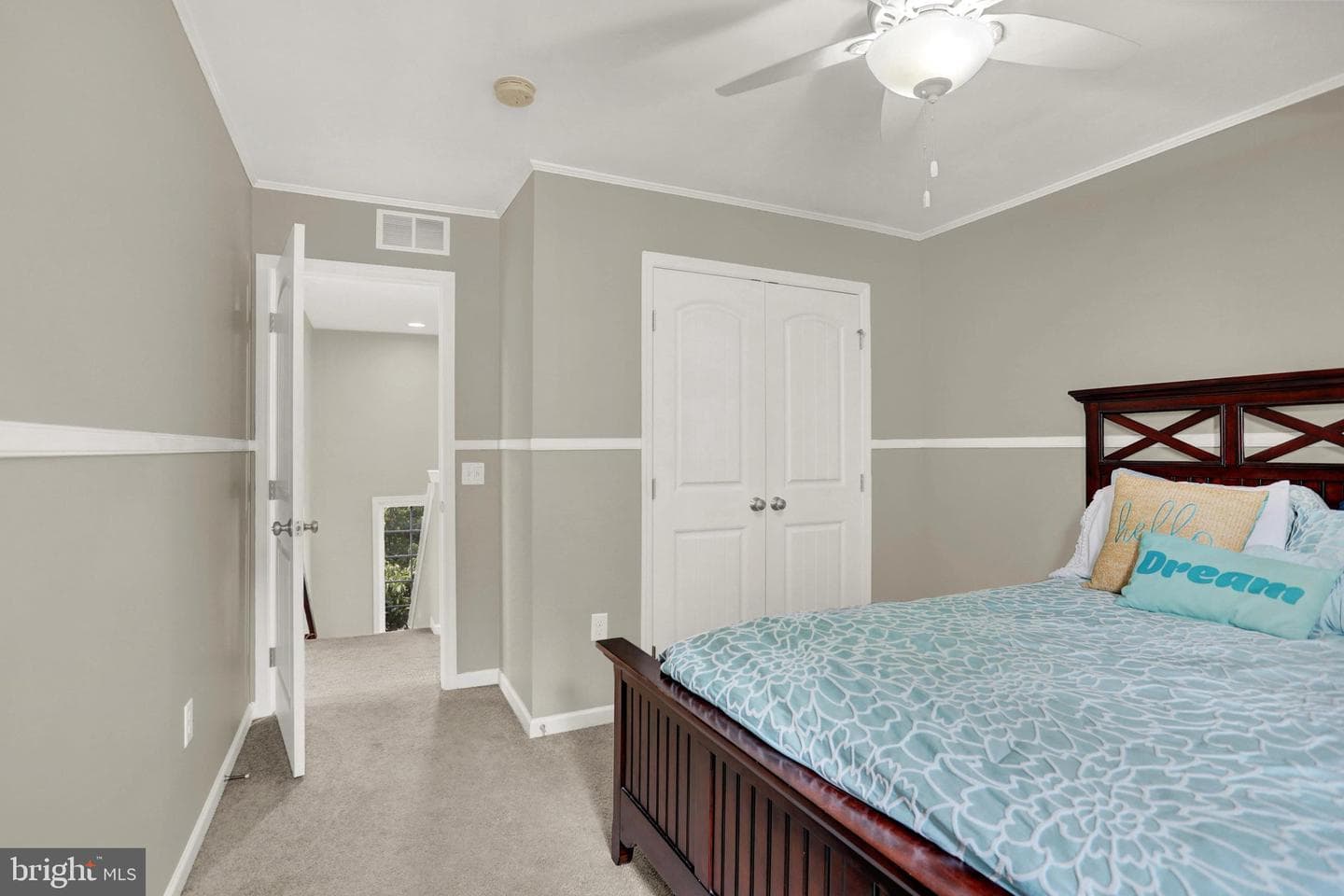 161 Walden Way photo 32